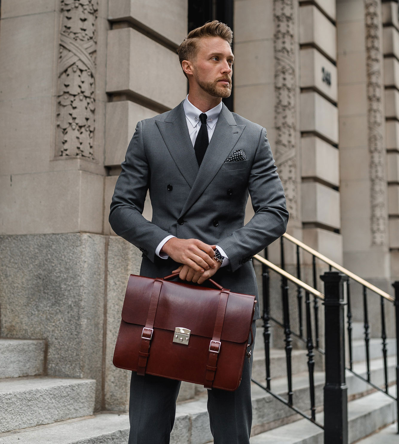 Oxblood Classic Briefcase with key-lock closure