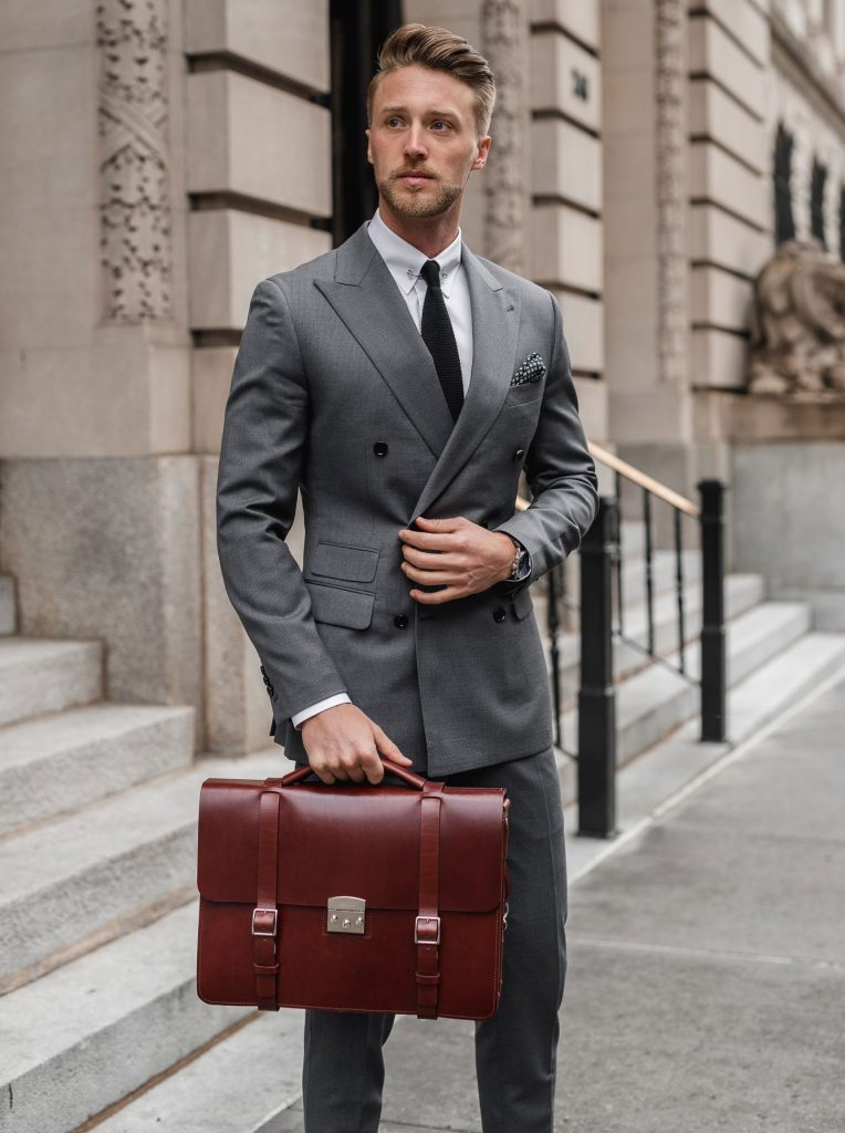 Oxblood Classic Briefcase with key-lock closure