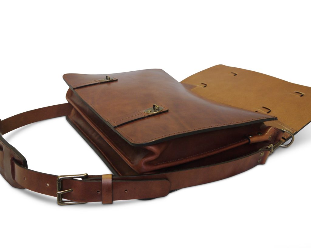 Harness Classic Briefcase – New color options