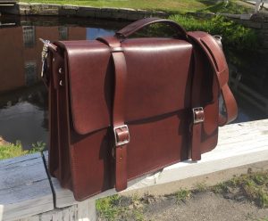 Renewed Leather Messenger Bag 